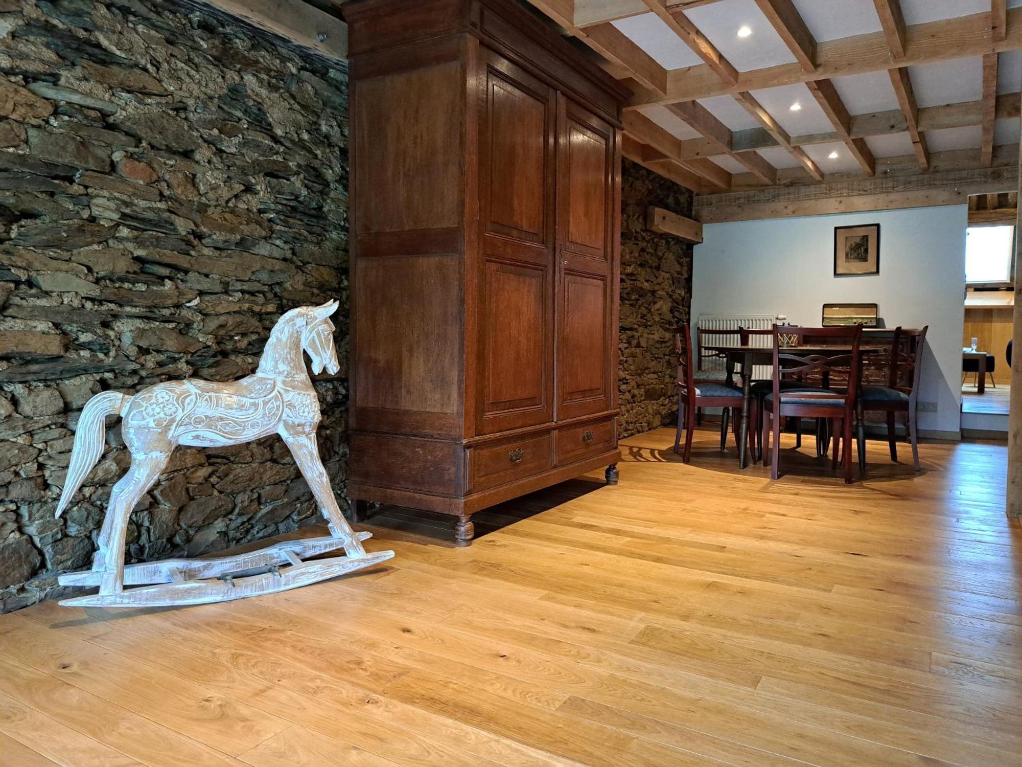 Sous La Charpente Hotel La-Roche-en-Ardenne Bagian luar foto